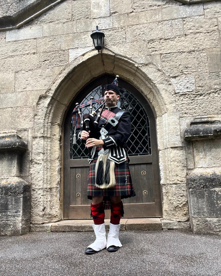 manchester bagpiper manchester bagpiper